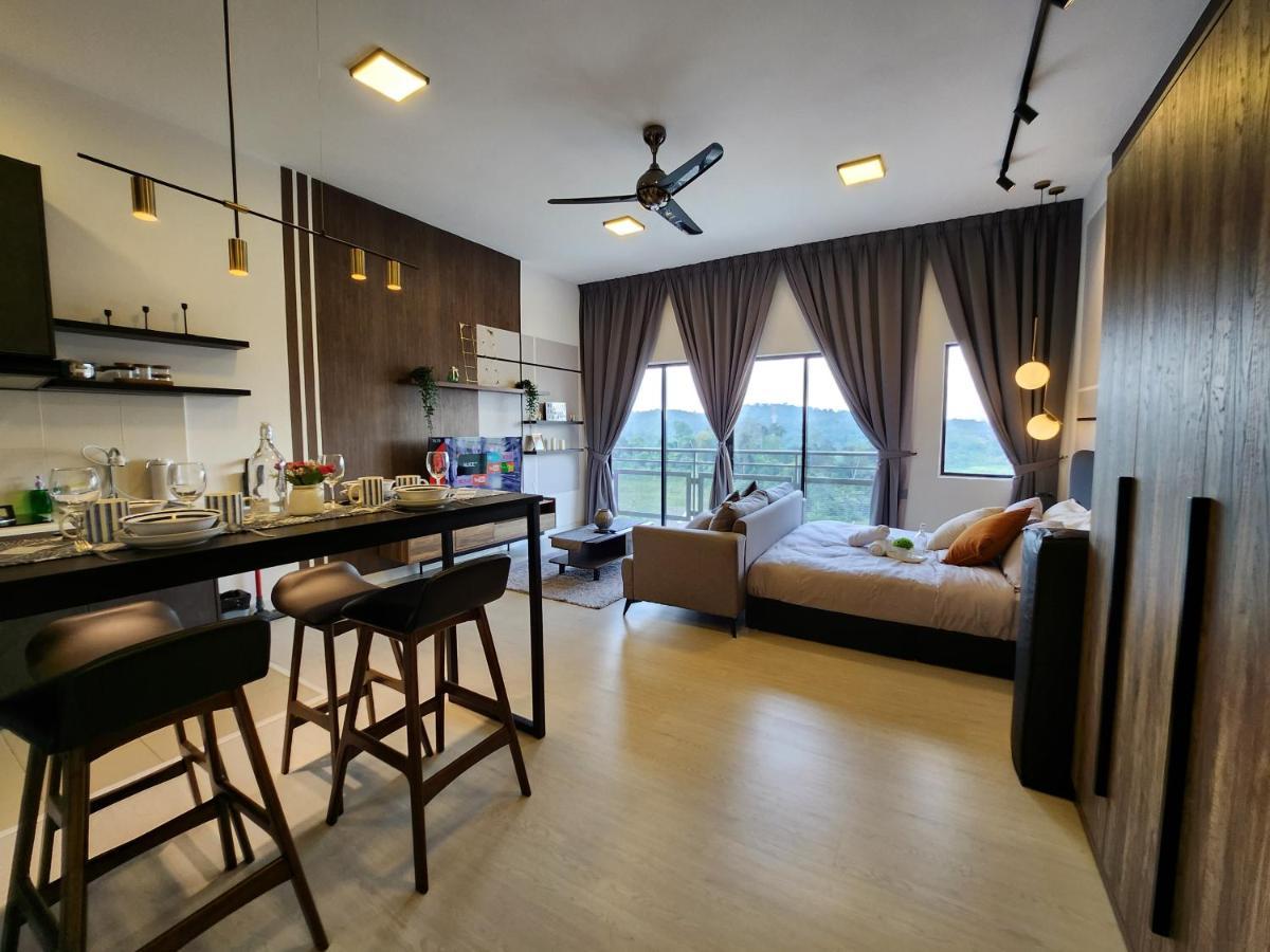 Taman Equine Comfy Studio#Greenery View#4 Pax#Aeon Mall Сери-Кембанган Экстерьер фото